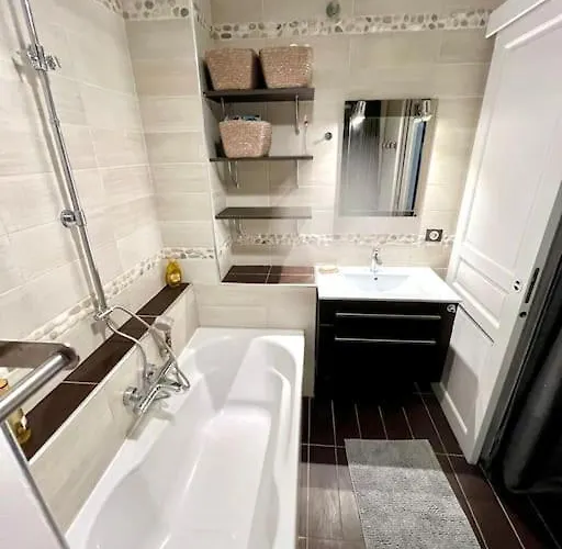 아파트 Grand Dans 8 Couchages 파리