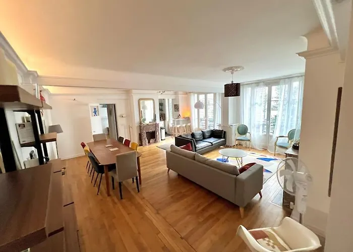 아파트 Grand Dans 8 Couchages 파리