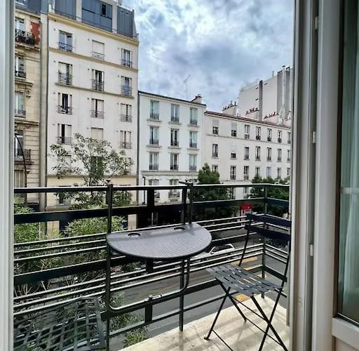 아파트 Grand Dans 8 Couchages *